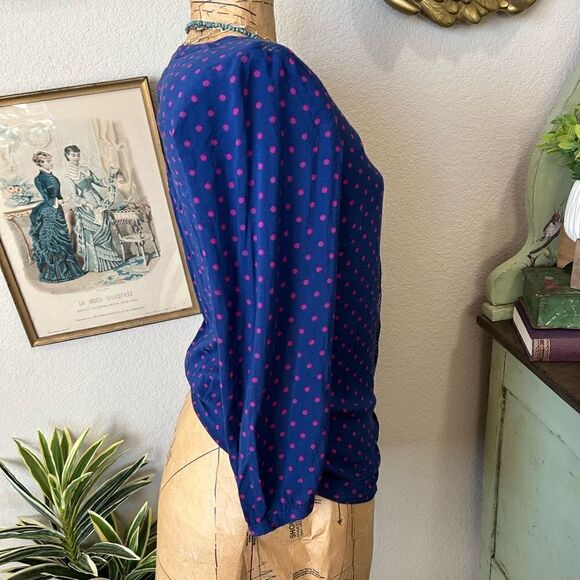 Talbots Blue Pink Polka Dot V Neck Blouse sz XS Career - Picture 4 of 10